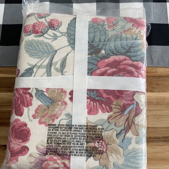 Pottery Barn Bedding Pottery Barn Nwt Elia Reversible Duvet Cover